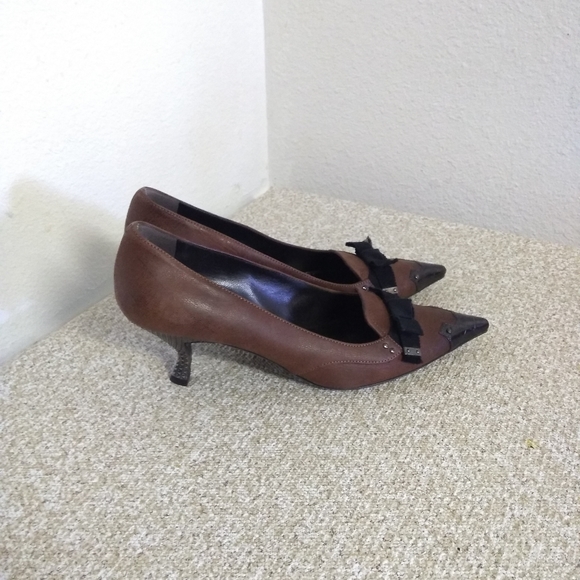 Prada Brown Embossed Leather Pump - Picture 1 of 8